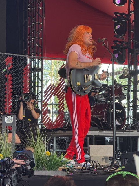 Electric Energy on Stage