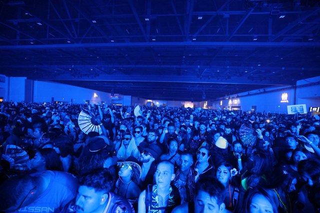 Massive Crowd Bathed in Blue Light at Wobbleland 2026