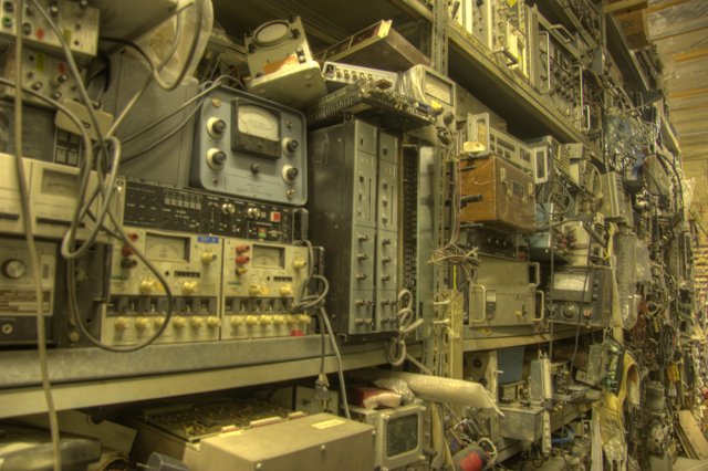 Inside a High-Tech Manufacturing Lab