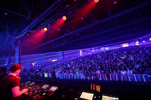 DJ Performs to Massive Crowd at Wobbleland 2026