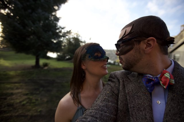 Masquerade Couple at Autumn Wedding Celebration