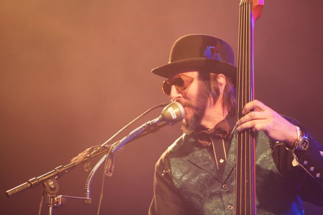 Les Claypool rocks the bass at Coachella