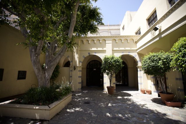 Serene Villa Courtyard