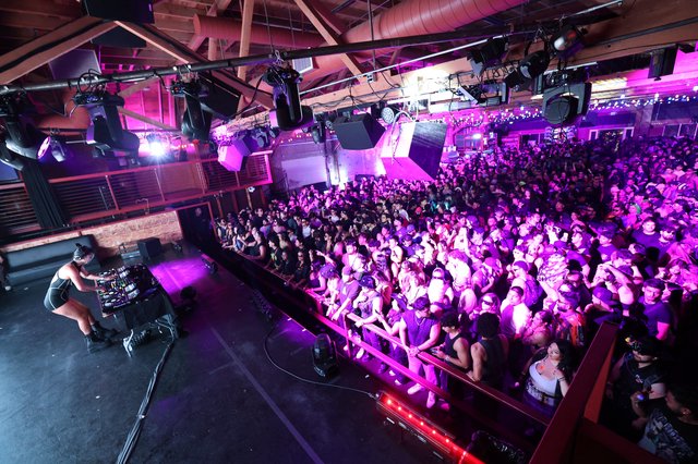DJ Ignites Packed Crowd at Wobbleland 2026