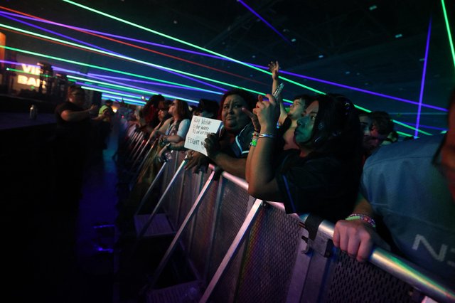 Front Row Fans Electrified at Wobbleland Festival 2026