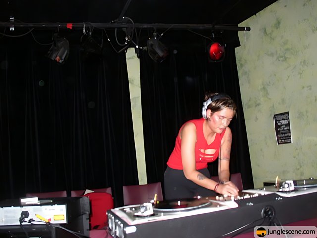 DJ set in Red