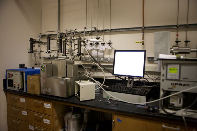 Inside the UCLA Nanotech Lab