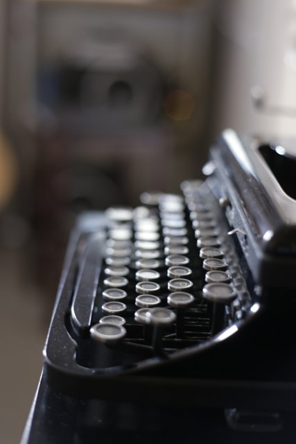 Retro Writing Machine