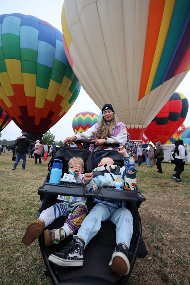 Family Wonder at Sonoma Balloon Classic Festival