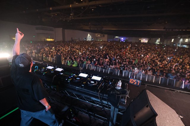 DJ Commands Massive Crowd at Wobbleland 2026