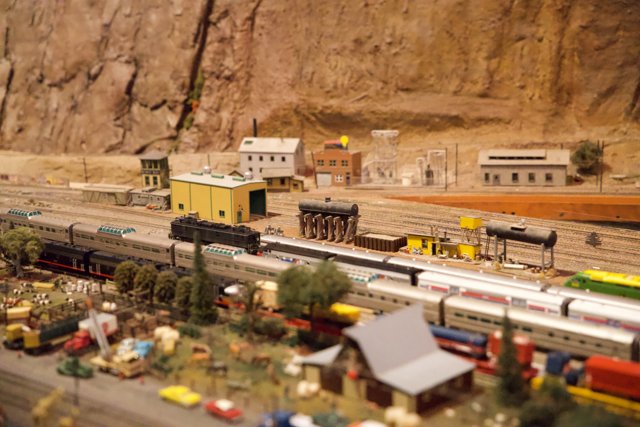 Miniature Majesty on the Rails