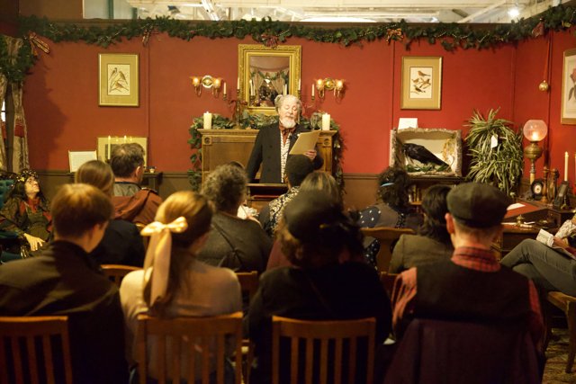 Engaging Oratory at Dickens Christmas Fair