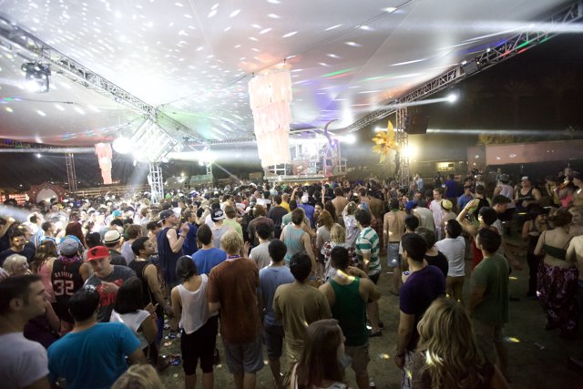 Coachella 2012: A Sea of Fans