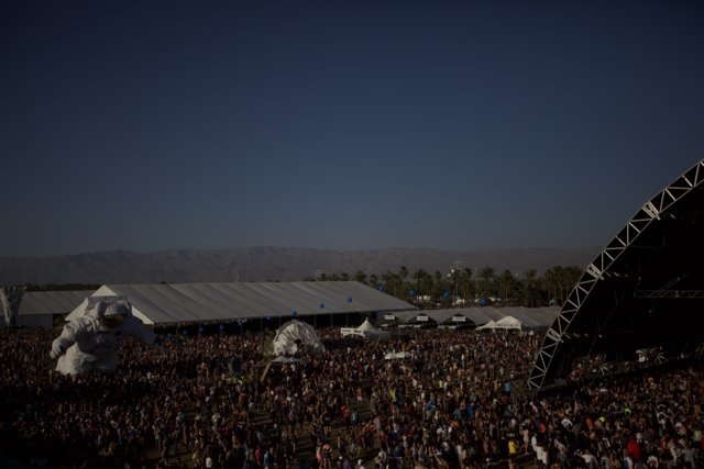 Coachella Music Festival Excites Crowds