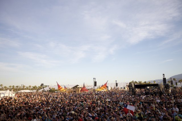 Coachella: 2013 Music Festival Crowd