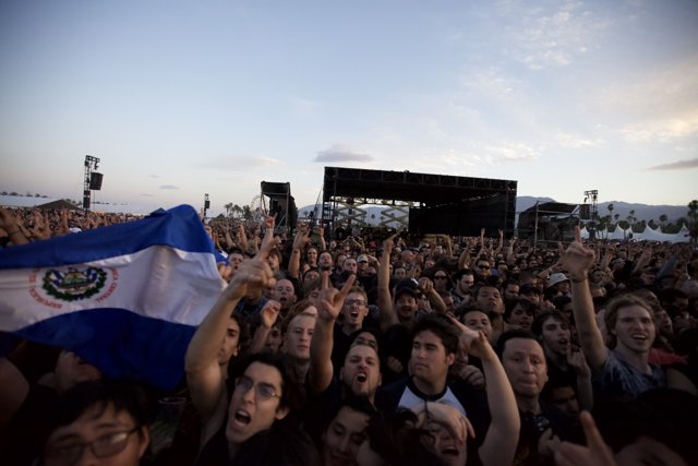 Big Four Fest Crowd Goes Wild with Flag