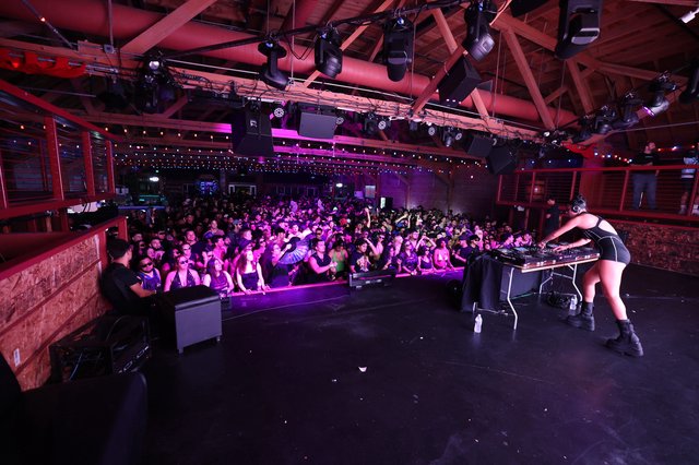 DJ Ignites Packed Dance Floor at Wobbleland 2026