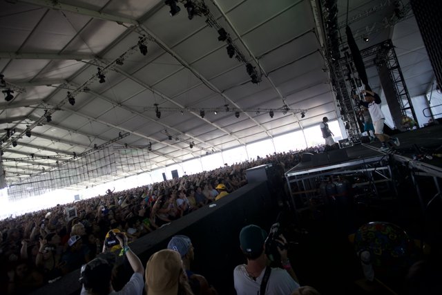 Coachella 2011: A Jam-Packed Tent