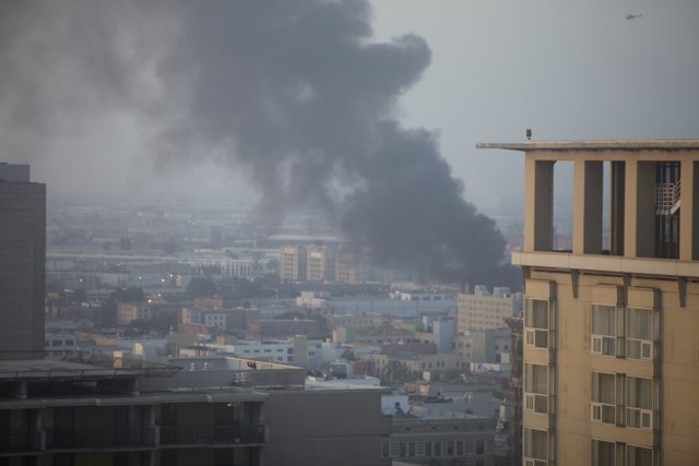 Fire Engulfs Al-Jazeera Building in Qatar Capital