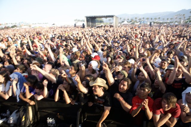 Coachella Sunday: An Euphoric Concert Experience