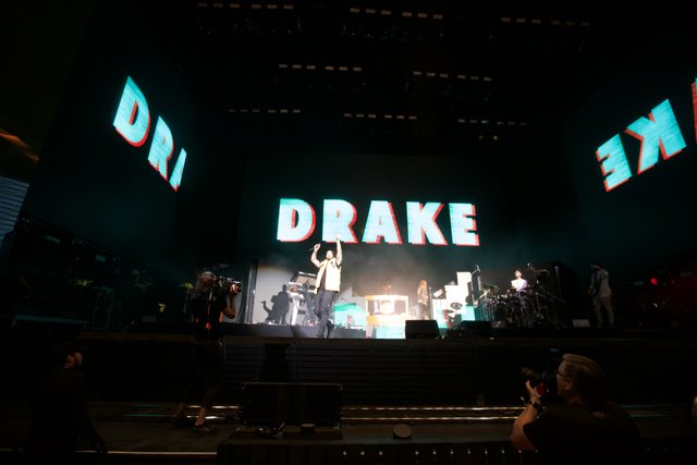 Drake Lights Up the O2 Arena in London