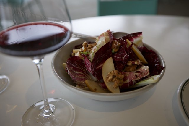 Elegant Wine and Radicchio Salad Pairing