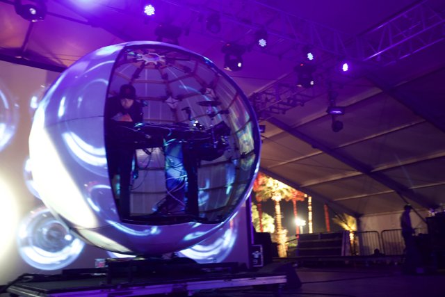 Illuminated Sphere