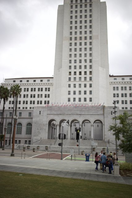 Los Angeles City Hall in the Metropolis