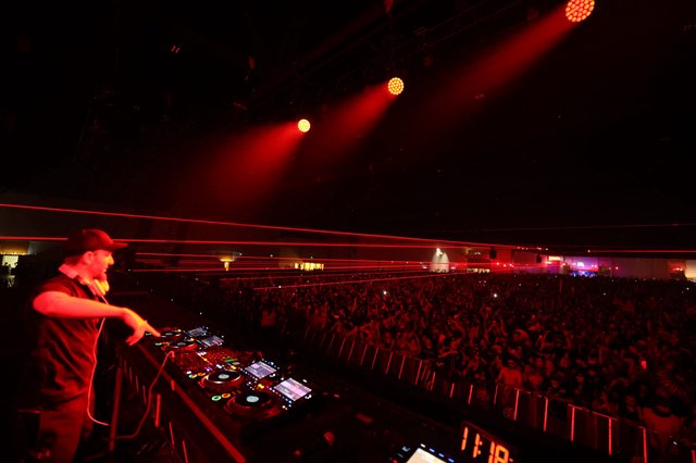 DJ Commands Massive Crowd at Wobbleland 2026