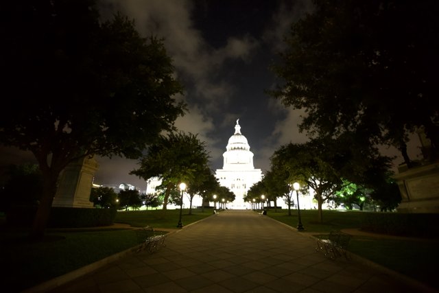Captivating Capitol Skyline at Night