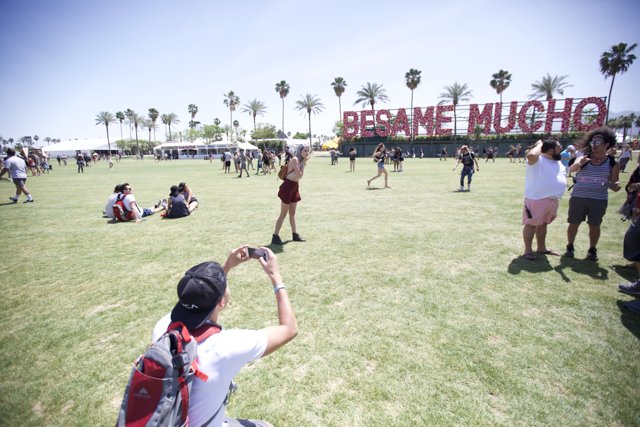Beale Mooch Sign Takes Coachella by Storm