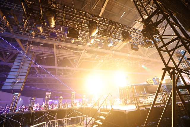 Blinding Stage Lights Ignite Wobbleland Festival Arena