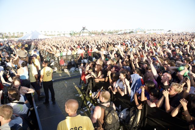 The Massive 2007 Coachella Crowd