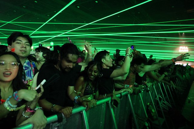 Green Laser Light Show Electrifies Festival Crowd