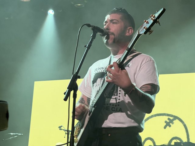Electric Strings at the Empire