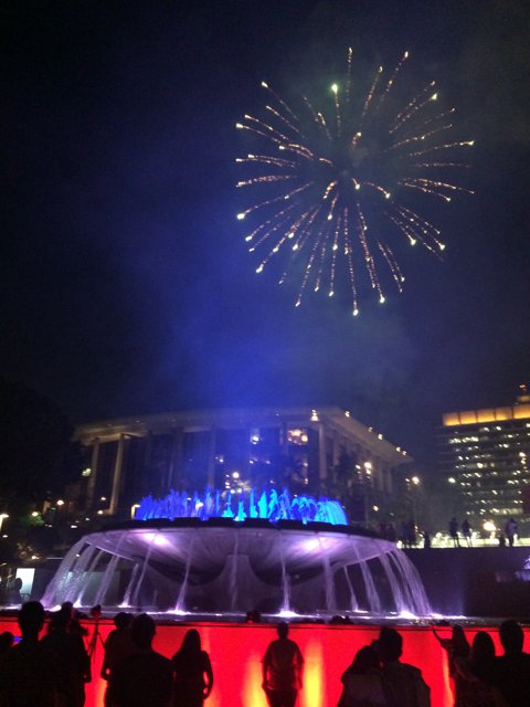 Spectacular Fireworks Display Lights up the Night Sky over LA Fountain
