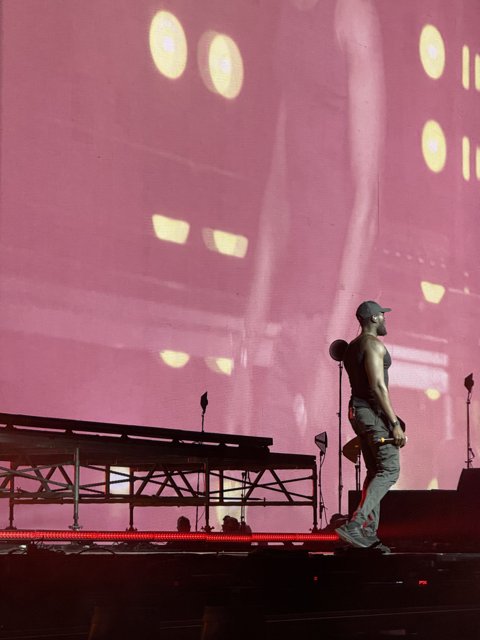 Immersed in the Spotlight