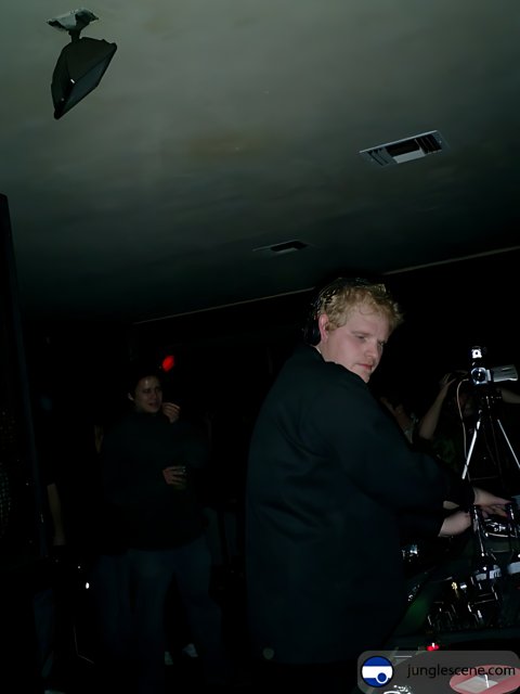 Dark Room DJ Set