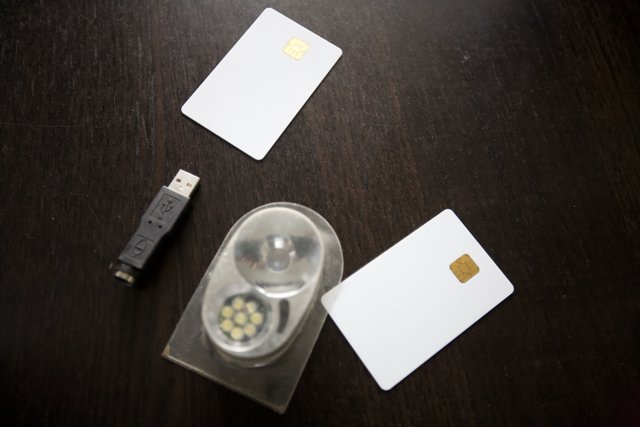 Minimalistic Light and USB Card