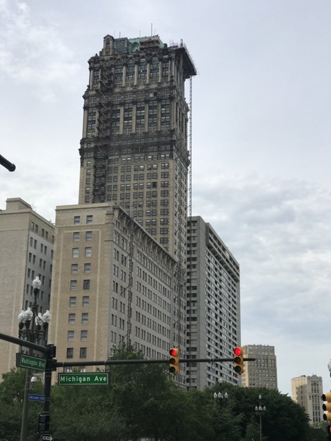 Detroit's Majestic Tower