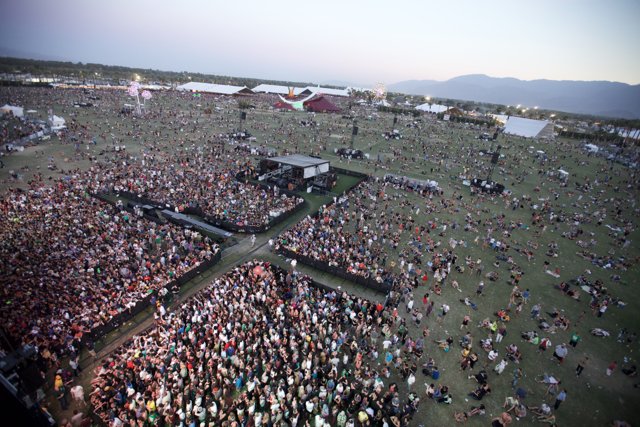 Coachella 2011: Music and Masses