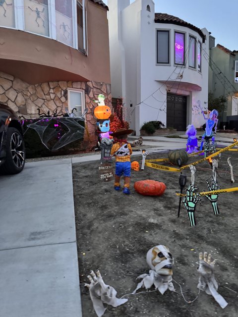 A Spooky Neighborhood Showcase