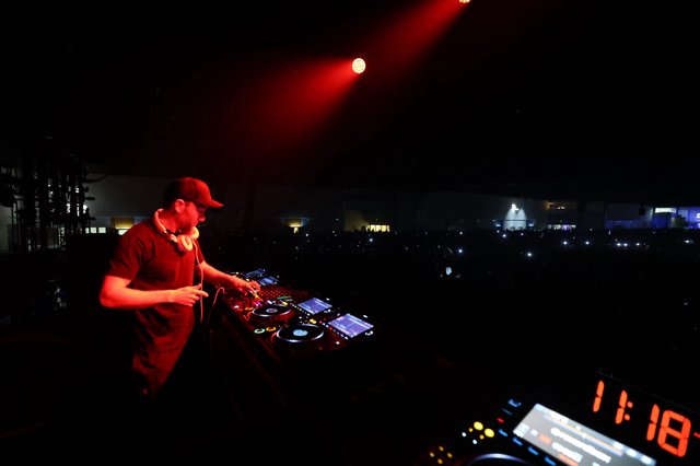 DJ Commands the Decks at Wobbleland 2026