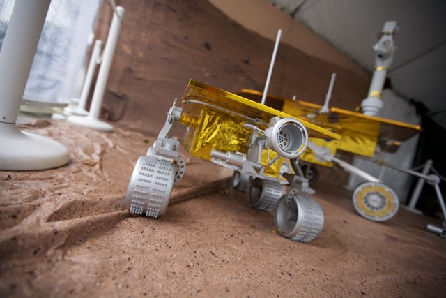 Rover Spoke Model on Unknown Surface