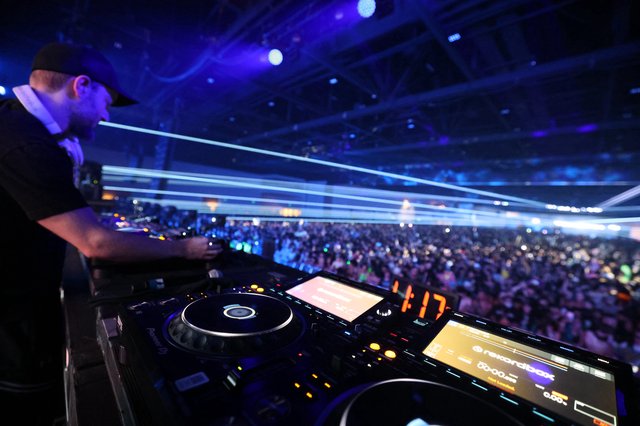 DJ Commands Massive Crowd at Wobbleland 2026