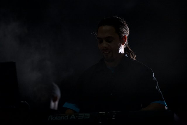 Roni Size's Dark Keyboard Performance at Coachella 2009
