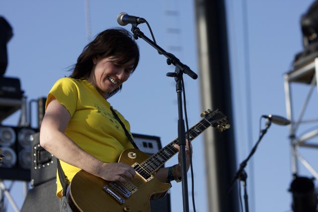 Kim Deal Rocks the Stage With Her Electric Guitar at Coachella 2008