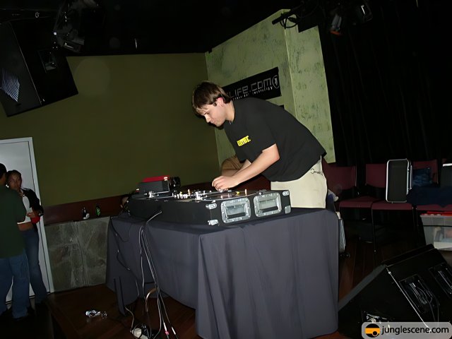 DJ Set at Substance 7 30 02