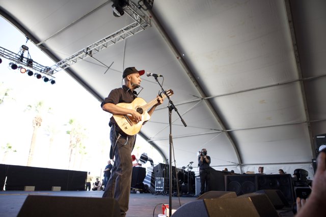 Tom Morello rocks the stage with his guitar