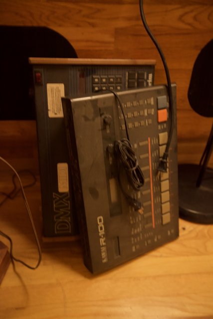 2013/fm Shoot 1 - Inside the Wood-Floored Recording Studio